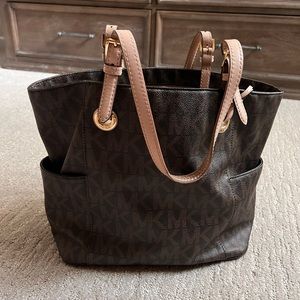 SOLD This is for a gently used Michael Kors purse.